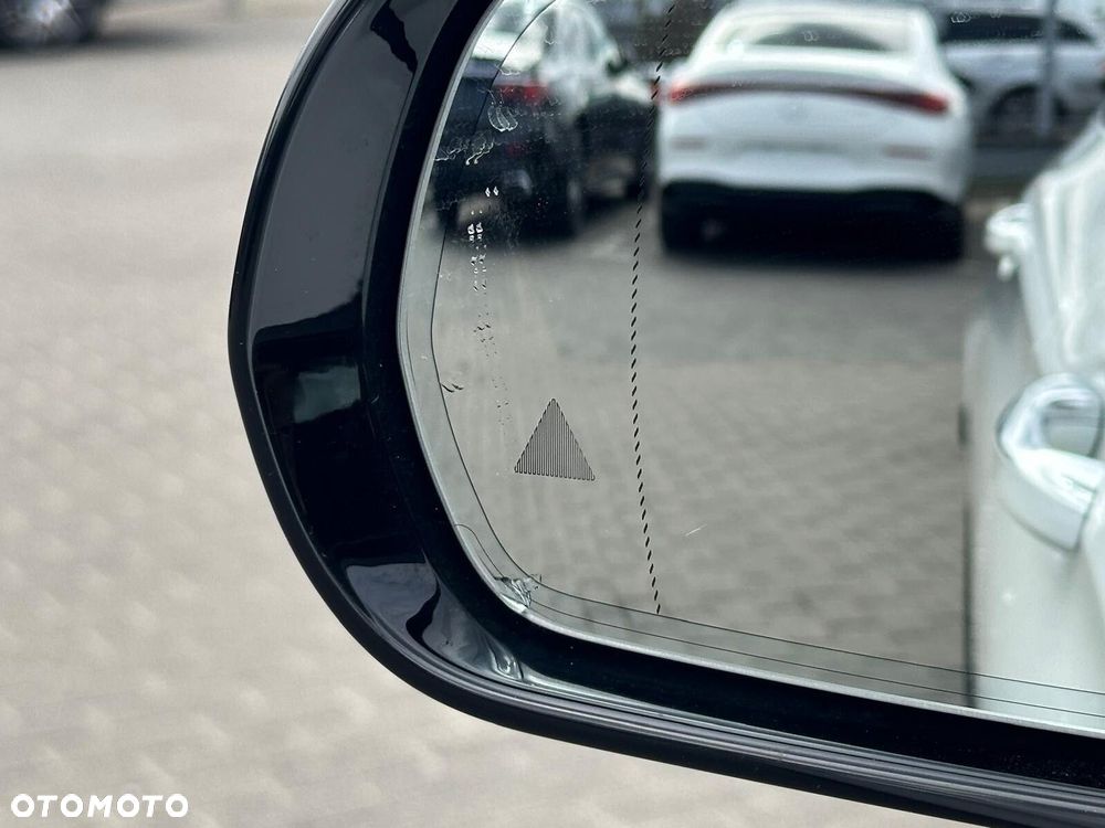 Mercedes-Benz Klasa E - 22