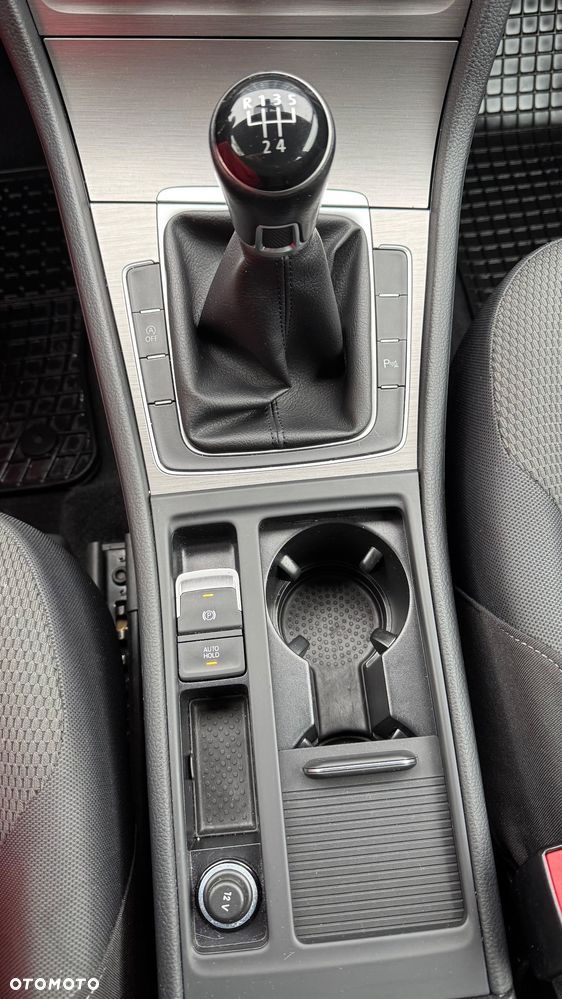 Volkswagen Golf Variant 1.6 TDI BMT Comfortline - 31