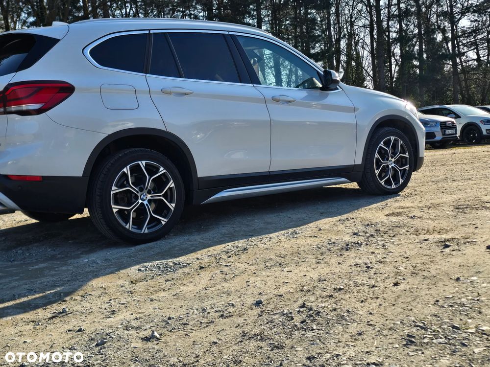 BMW X1 xDrive25i GPF xLine - 10