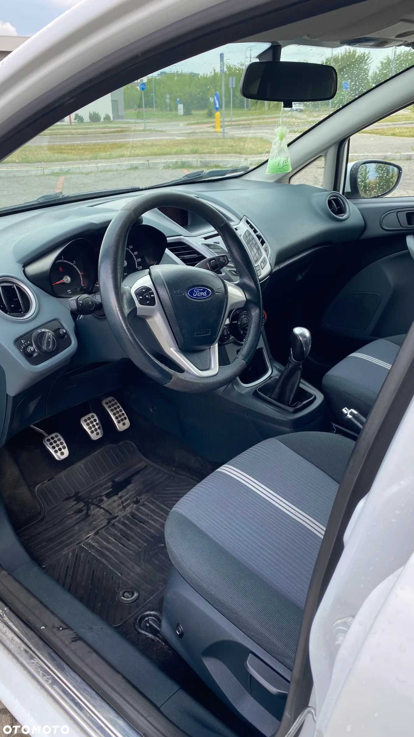 Ford Fiesta - 9