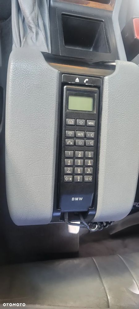 PODŁOKIETNIK + TELEFON BMW E39 - 1