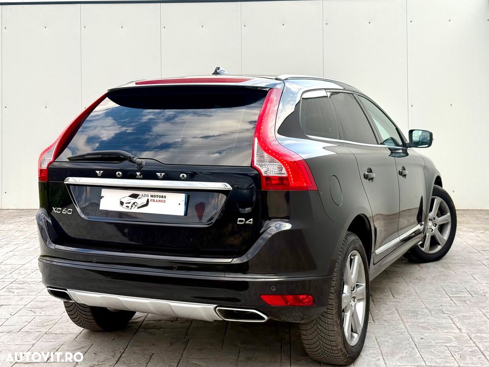 Volvo XC 60 D4 Geartronic Momentum - 4