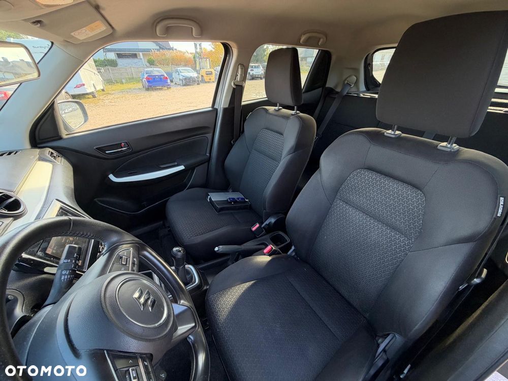 Suzuki Swift 1.2 Dualjet Hybrid Comfort - 12