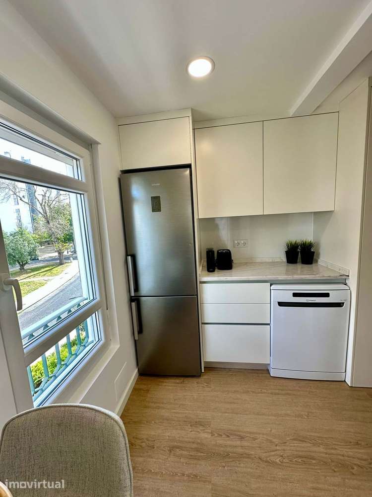Lovely 4 bedroom apartment in Lisbon - Grande imagem: 2/17