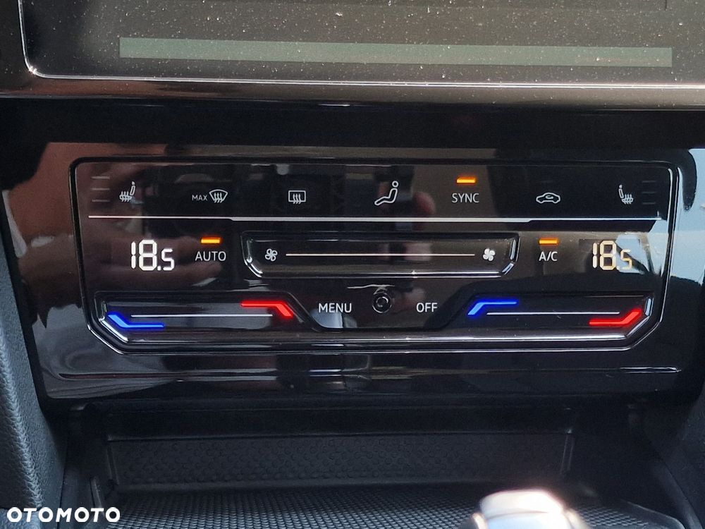 Volkswagen Passat 1.5 TSI EVO Business DSG - 28