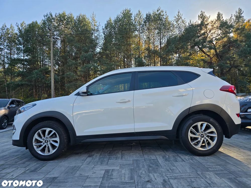 Hyundai Tucson 1.7 CRDI BlueDrive Style 2WD - 11