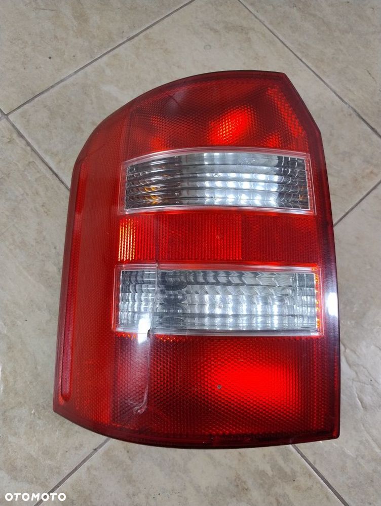 Audi a2 lampa lewa tył 99-05 Europa oryginał wysyłka OLX - 1