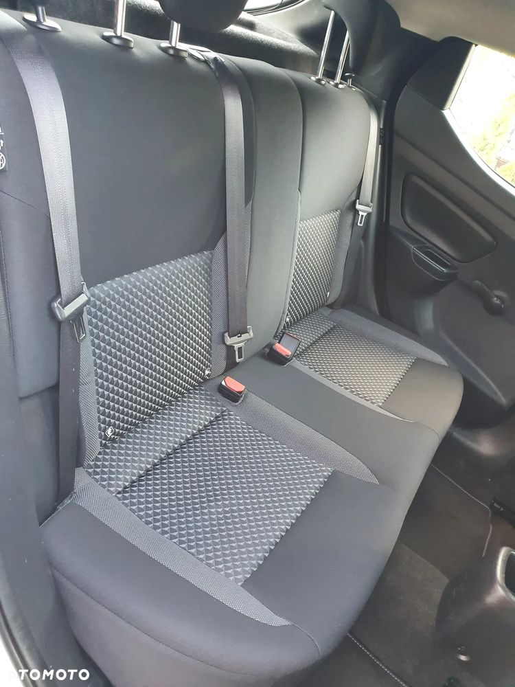 Nissan Micra IG-T 100 Xtronic Visia Plus - 23