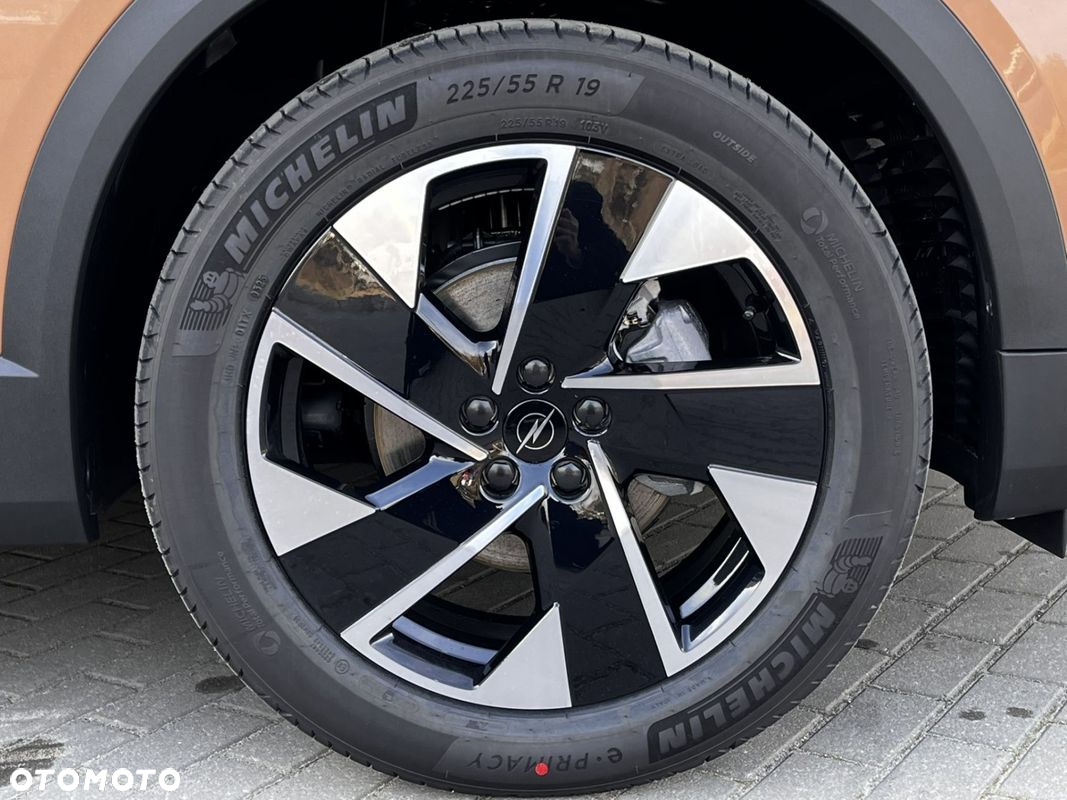 Opel Grandland 1.2 T mHEV Edition S&S eDTC6 - 11