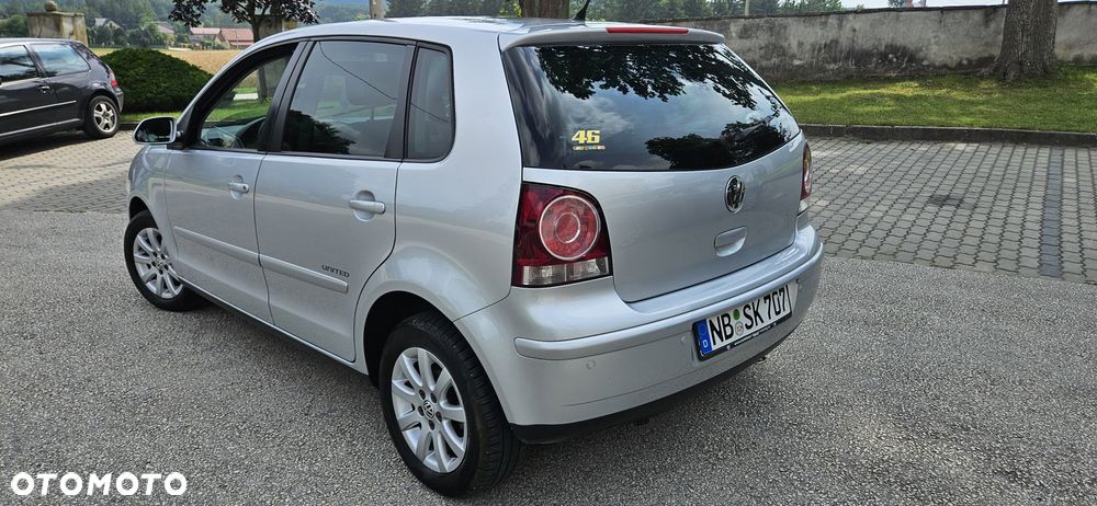 Volkswagen Polo - 8