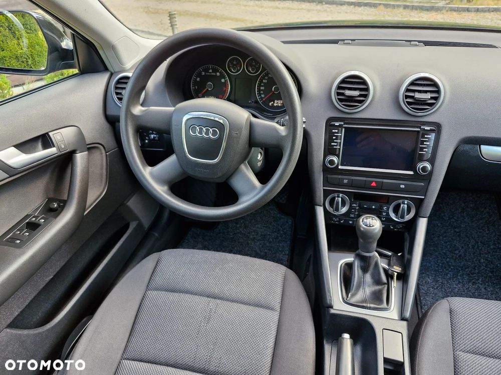 Audi A3 Sportback 1.6 Attraction - 10