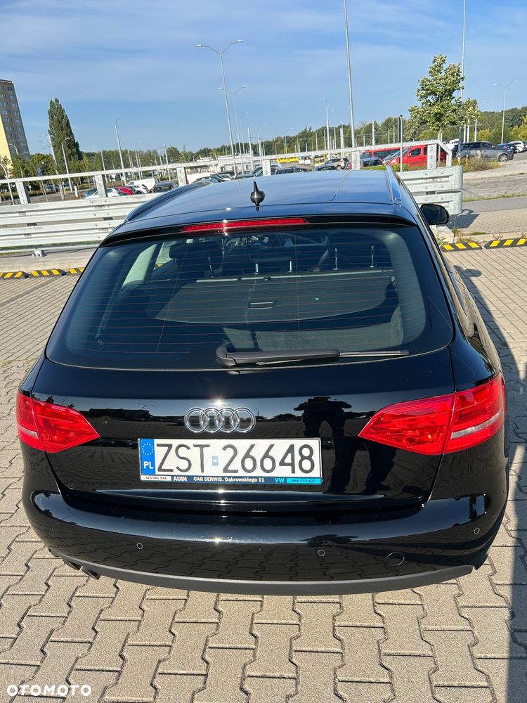 Audi A4 Avant - 6