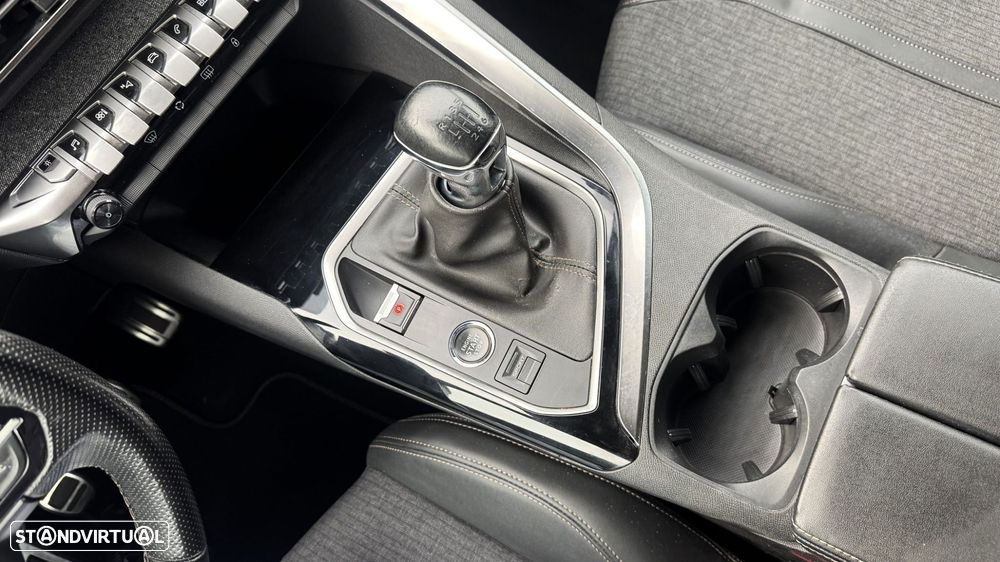 Peugeot 5008 1.5 BlueHDi GT Line - 25