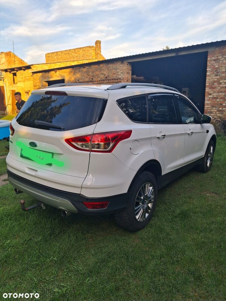 Ford Kuga - 4