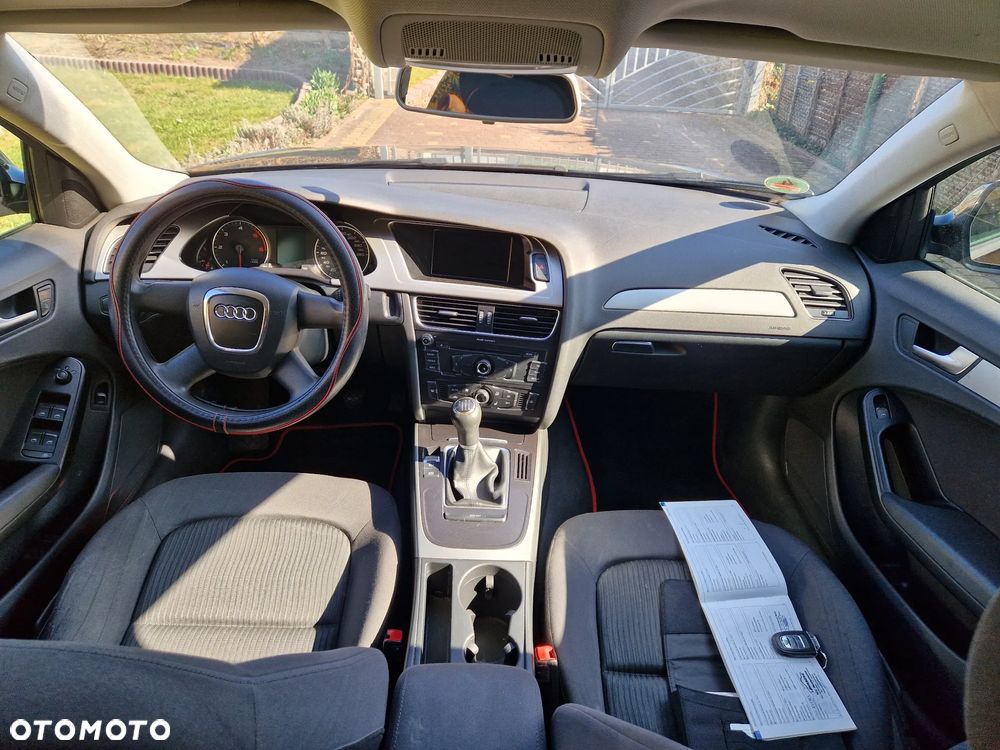 Audi A4 Limousine 2.0 TDI - 11