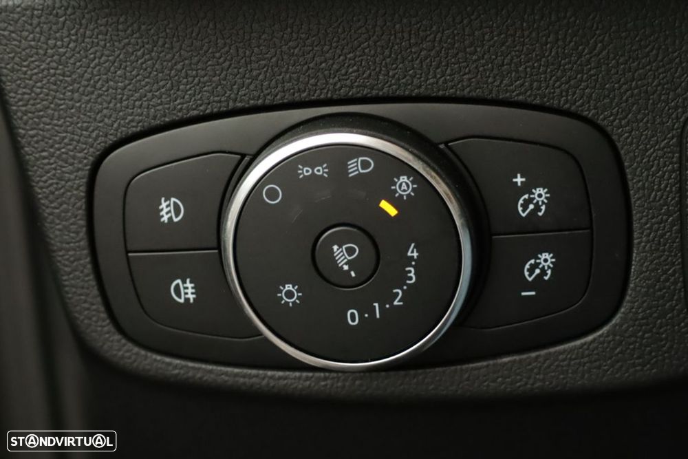 Ford Focus 1.0 EcoBoost MHEV ST-Line - 18