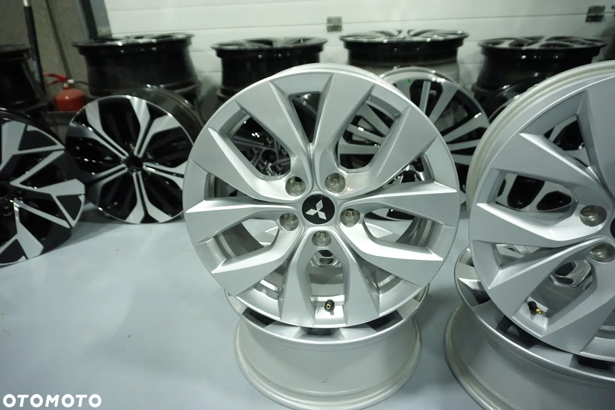FELGI ALUMINIOWE 17 MITSUBISHI ASX NOWY MODEL ET35 - 2