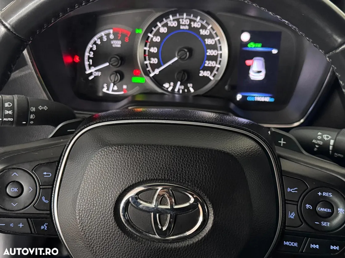 Toyota Corolla 2.0 Hybrid Touring Sports Team Deutschland - 12
