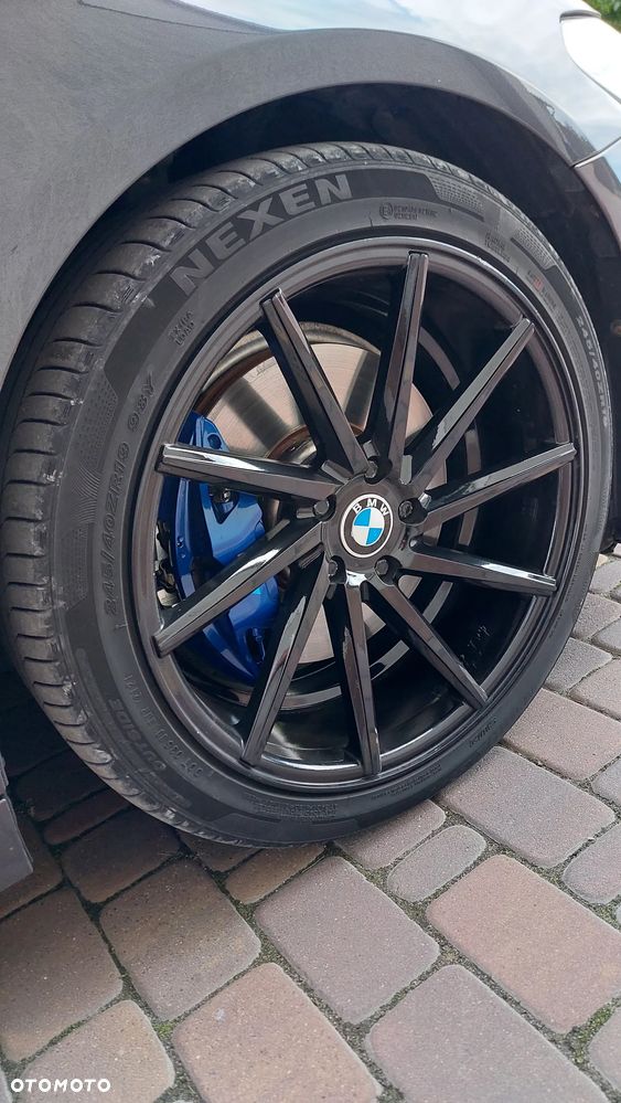 BMW Seria 5 518d M Sport - 12