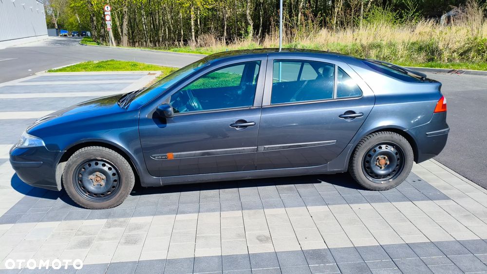 Renault Laguna 2.0 Confort Dynamique - 24