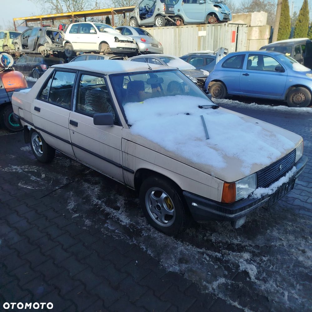 Renault 21 na części . - 2