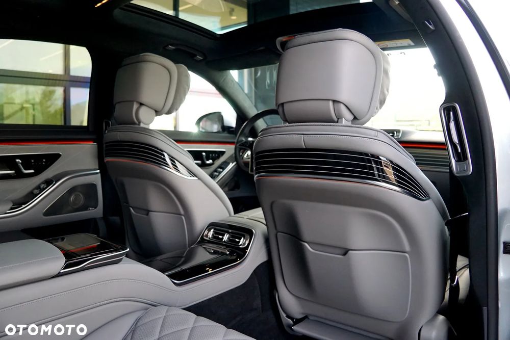Mercedes-Benz Klasa S 500 4-Matic L 9G-TRONIC - 27