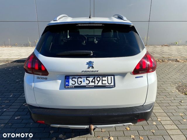 Peugeot 2008 1.2 Pure Tech GPF Style S&S EAT6 - 10