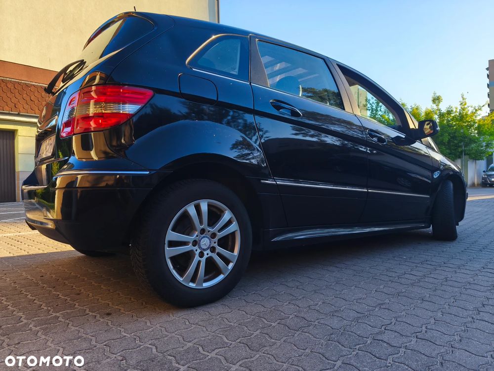 Mercedes-Benz Klasa B 160 BlueEFFICIENCY - 30