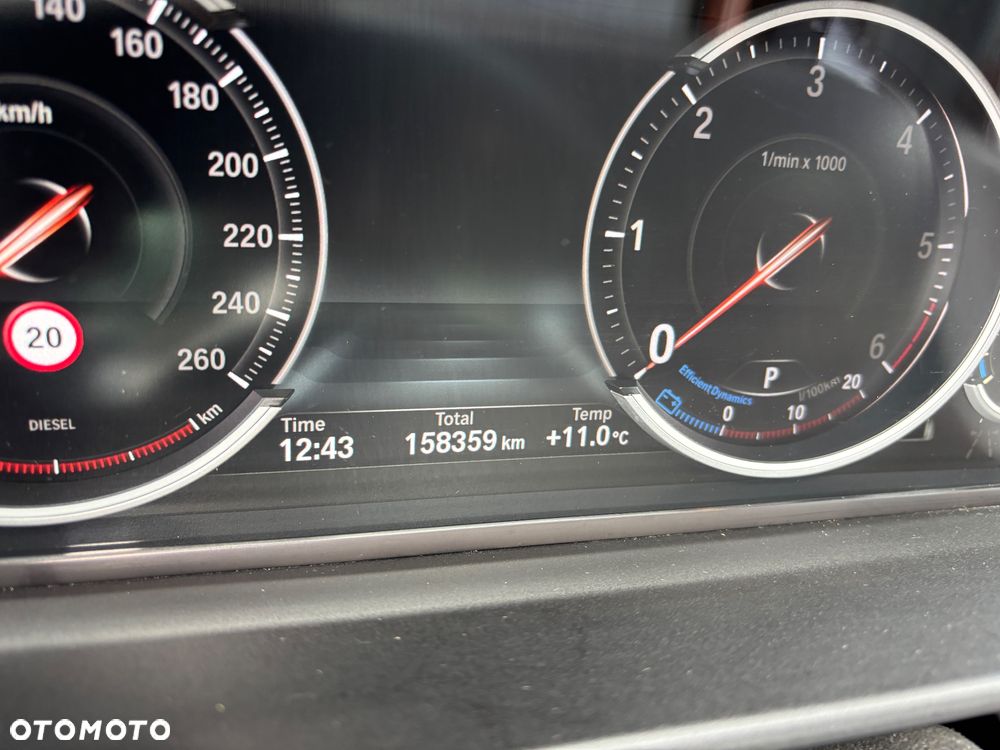 BMW Seria 5 520d xDrive Luxury Line - 8