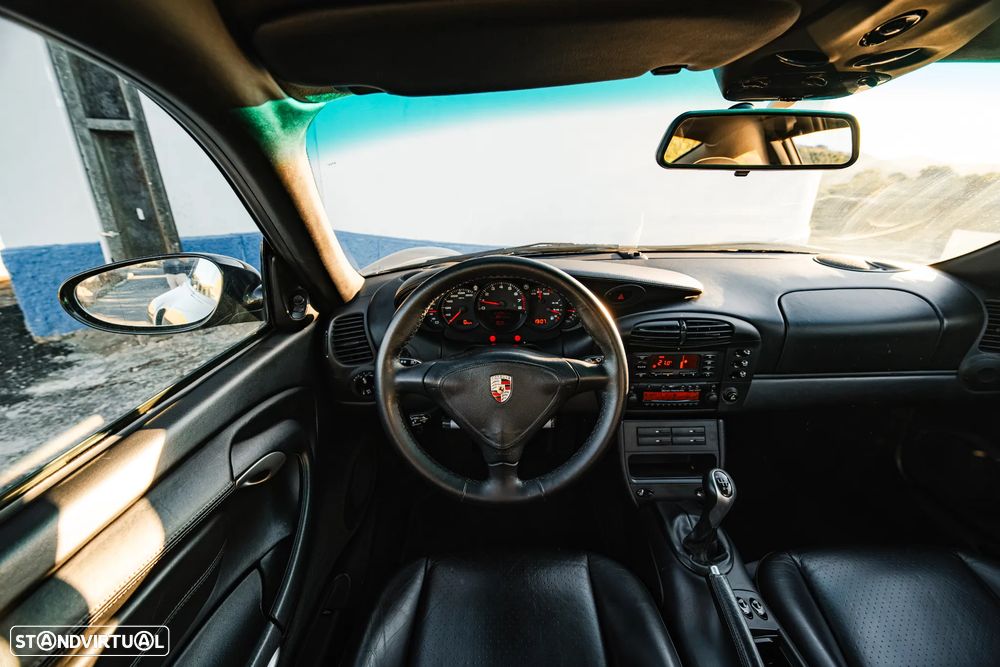 Porsche 911 (996) Turbo - 40