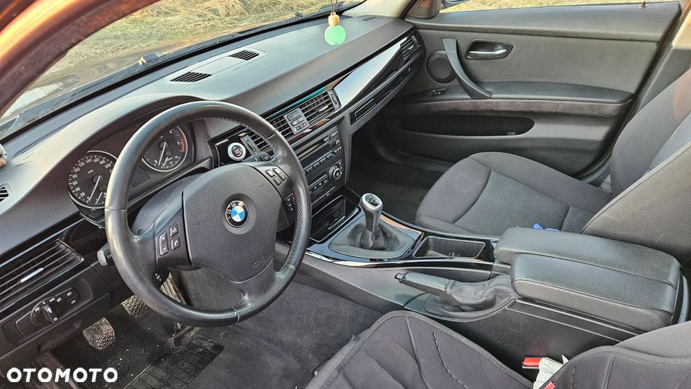 BMW Seria 3 320d - 9