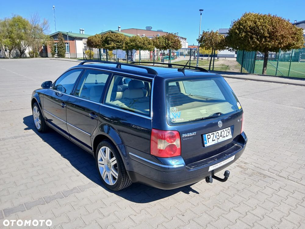 Volkswagen Passat 2.5 TDI V6 Comfortline - 15