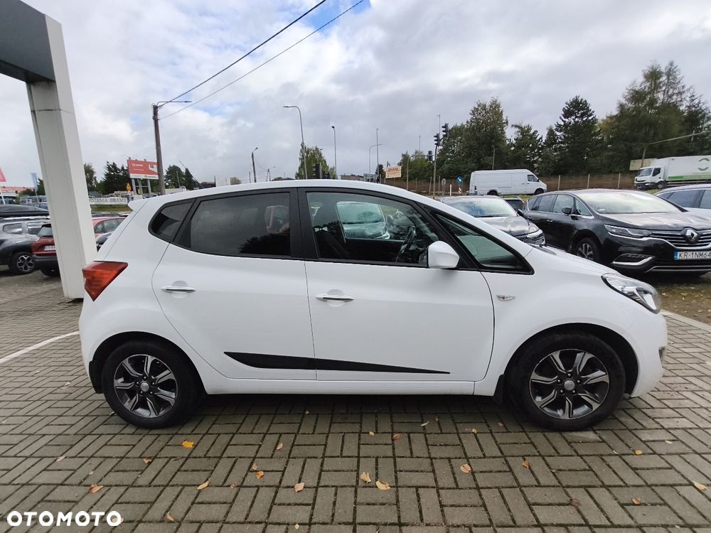 Hyundai ix20 1.6 BlueDrive Classic + - 8