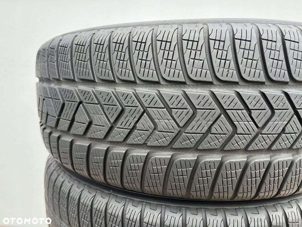 235/60/18 107H PIRELLI SCORPION WINTER - 2