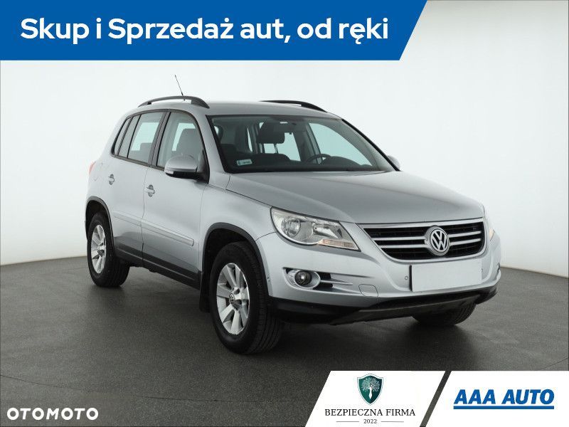 Volkswagen Tiguan - 2