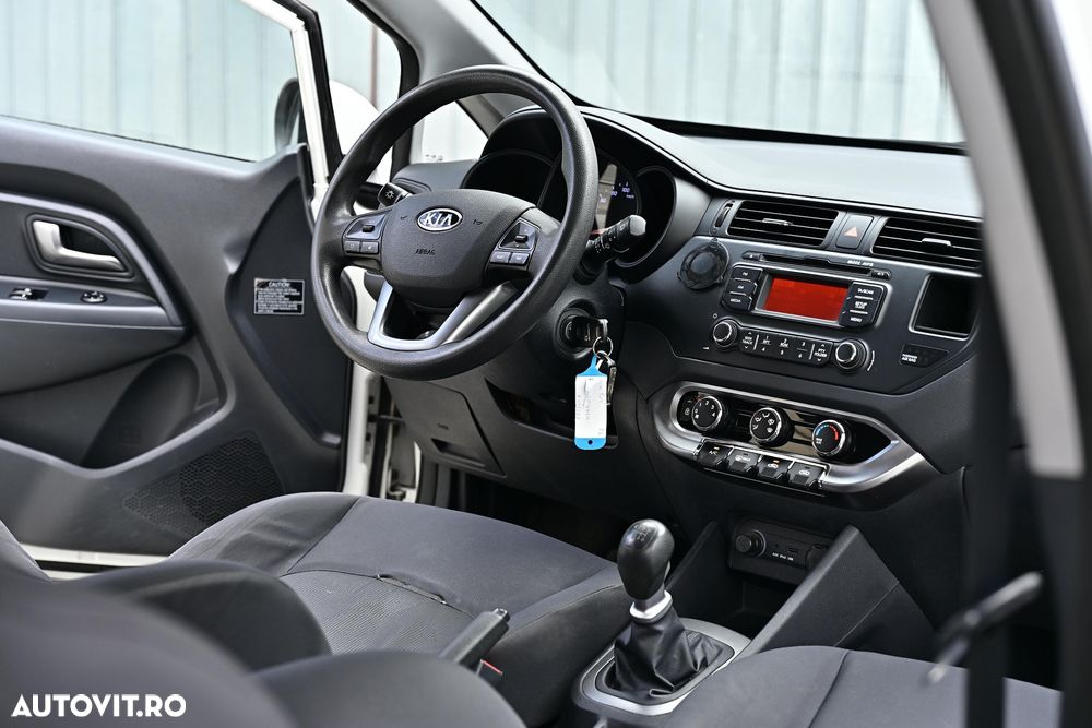 Kia Rio 1.1 CRDI Spirit - 6