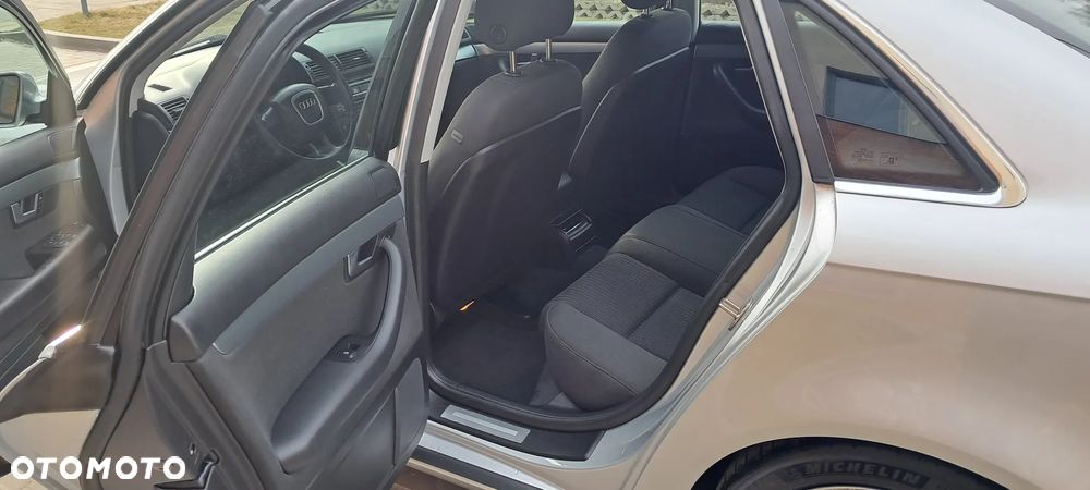 Audi A4 Limousine 1.8 T quattro - 20