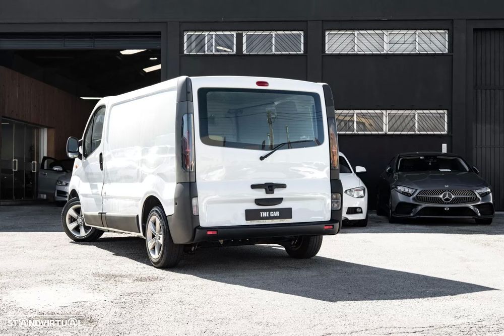 Opel vivaro - 4