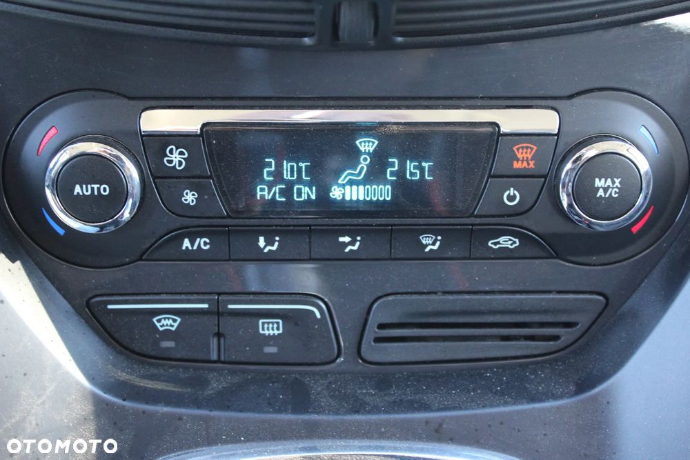 Ford Kuga 2.0 TDCi 4WD Titanium - 23