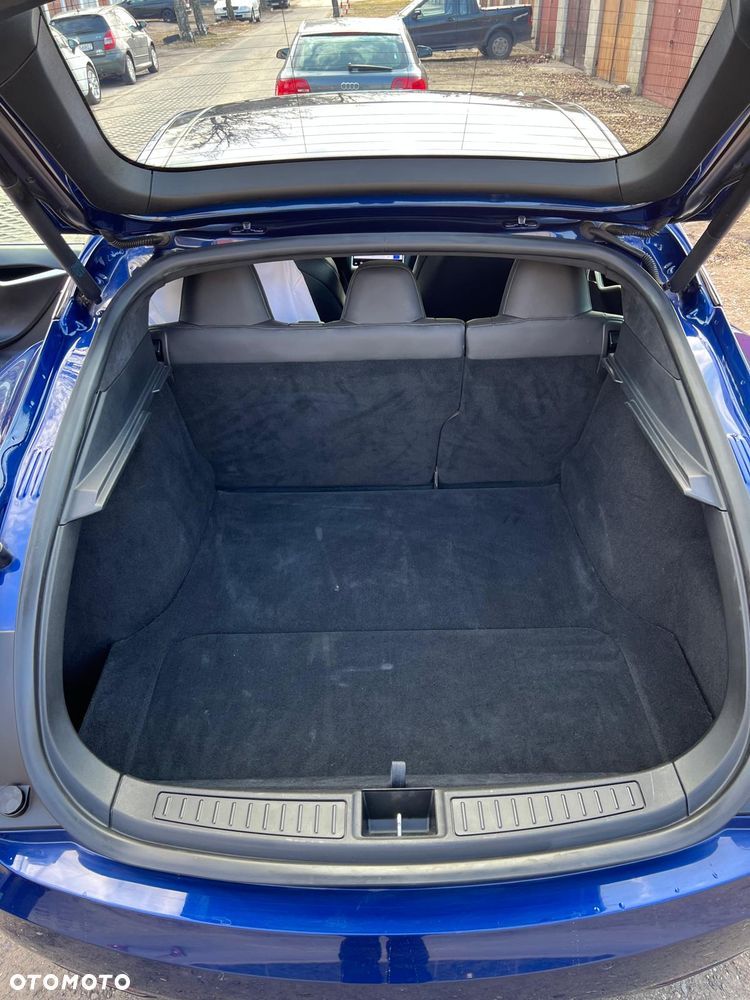 Tesla Model S Dual Motor Allradantrieb Performance - 22