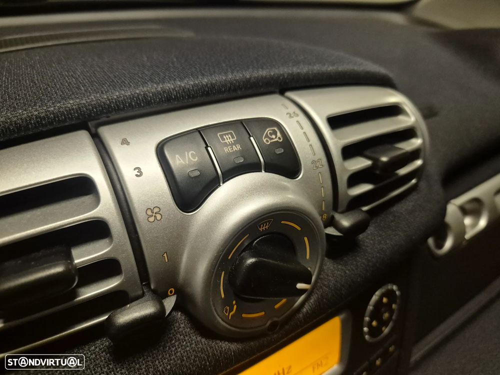 Smart ForTwo Coupé 1.0 Passion 71 - 24