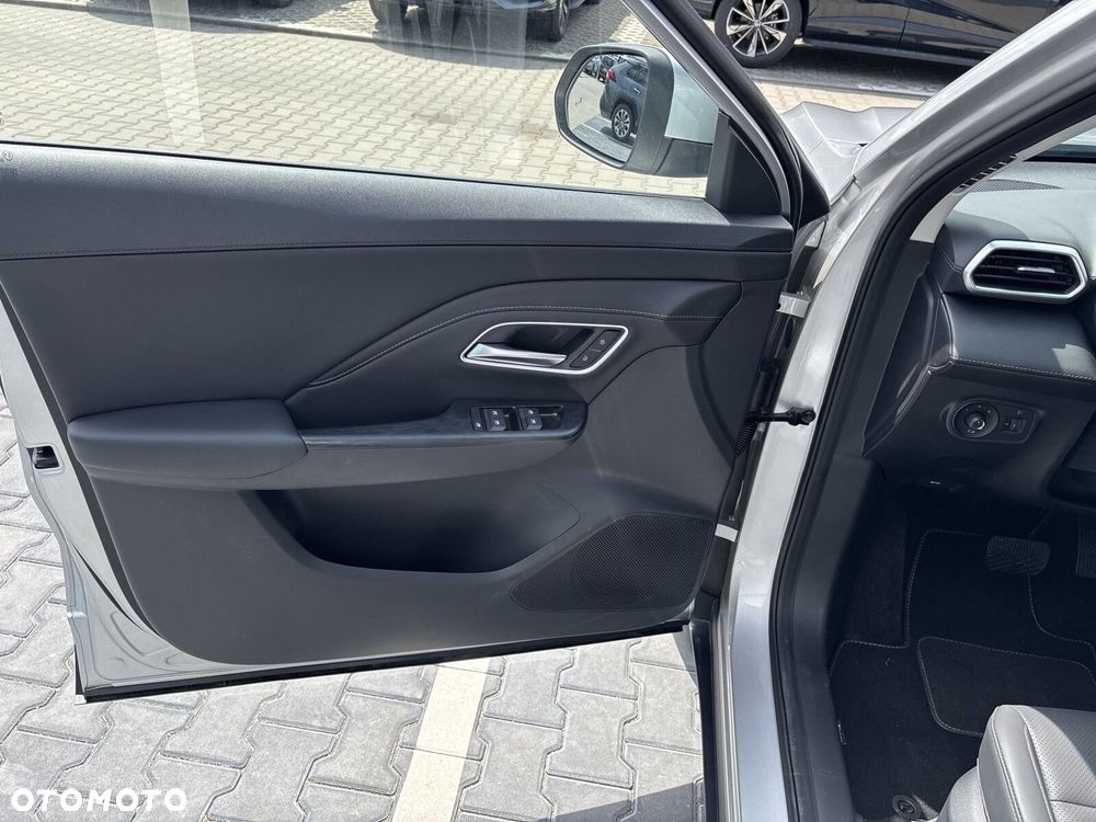 MG ZS Hybrid+ - 11