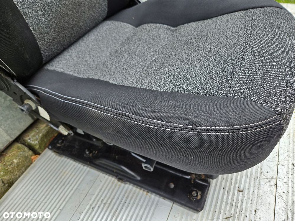 DUCATO BOXER III 06- FOTEL SIEDZENIE KIEROWCY LEWY PRZÓD - 4
