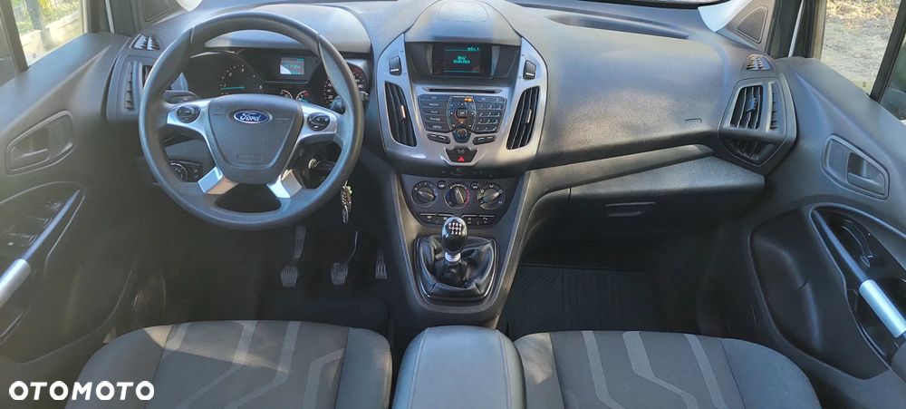 Ford Tourneo Connect Grand - 5