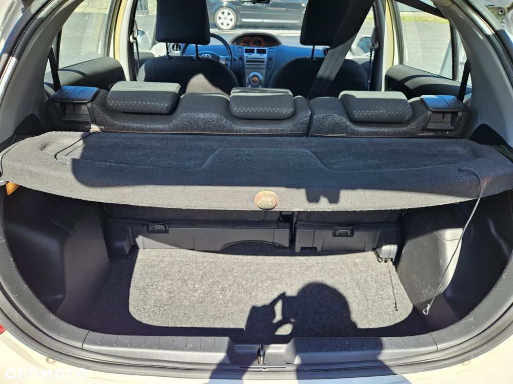 Toyota Yaris 1.4 D-4D Executive - 10