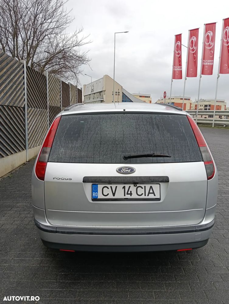 Ford Focus Wagon 1.6i Comfort - 13