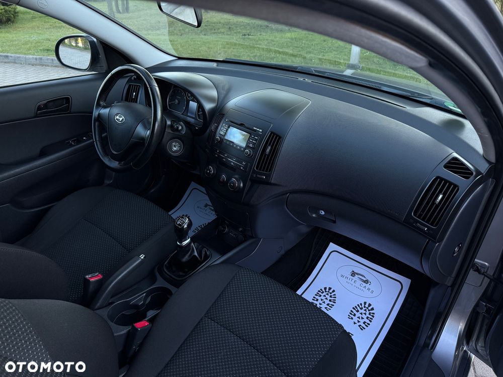 Hyundai i30 i30cw 1.6 Edition Plus - 32