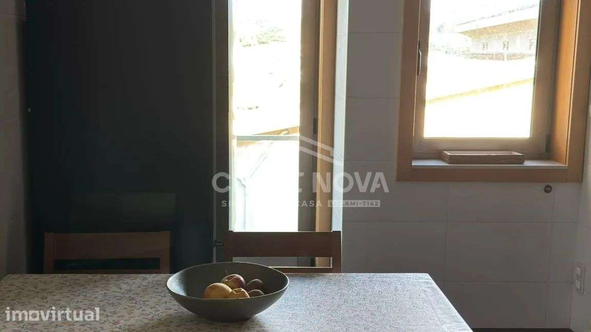 Apartamento T3 c/Garagem e Arrumos em Valongo - Grande imagem: 5/24