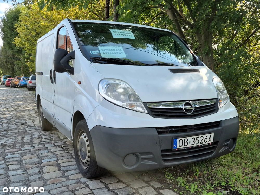 Opel Vivaro - 1