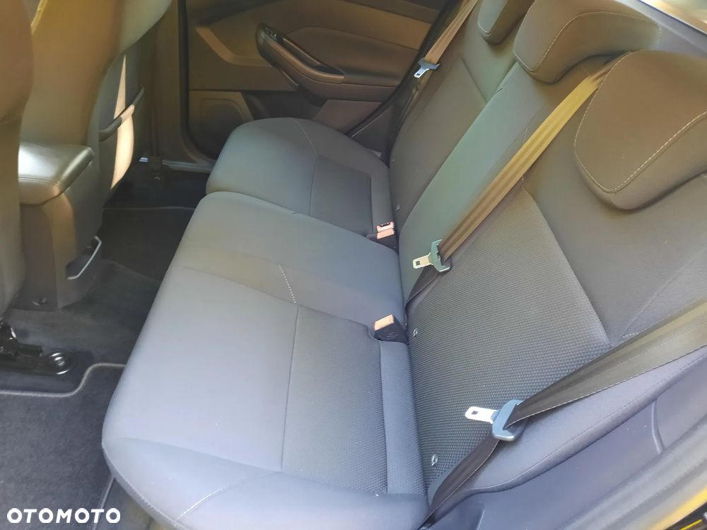 Ford Focus - 18